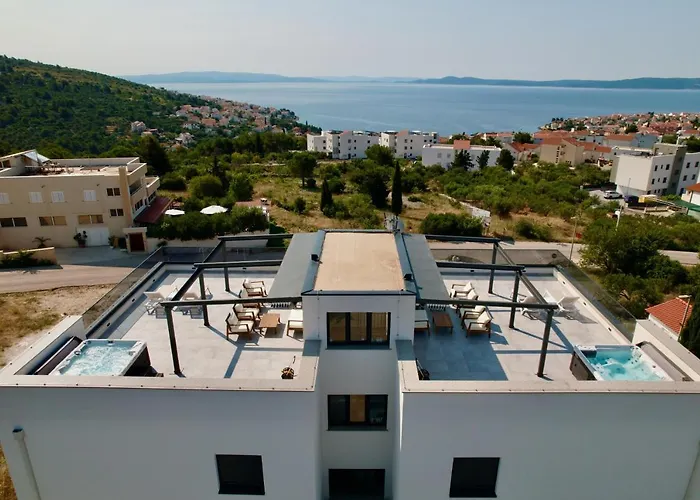 Luka With Pool & Jacuzzi Lägenhet